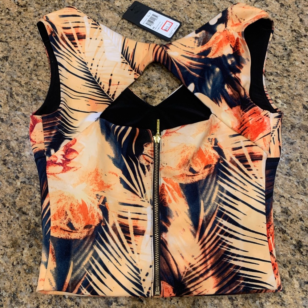 NWT Guess Summer Escape Floral Crop Top - XS